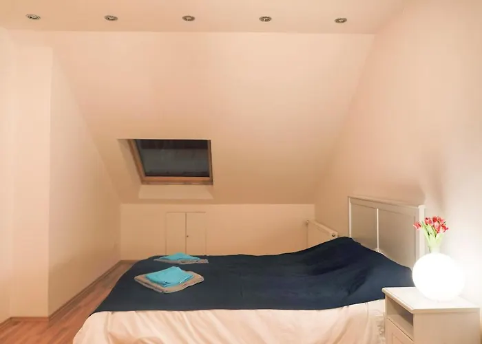 Vakantiehuis 3 Bedroom House With 2 Bathrooms In - Haus Mit 3 Schlafzimmer 2 Badezimmer In