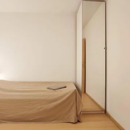 3 Bedroom House With 2 Bathrooms In - Haus Mit 3 Schlafzimmer 2 Badezimmer In Prázdninový dům *